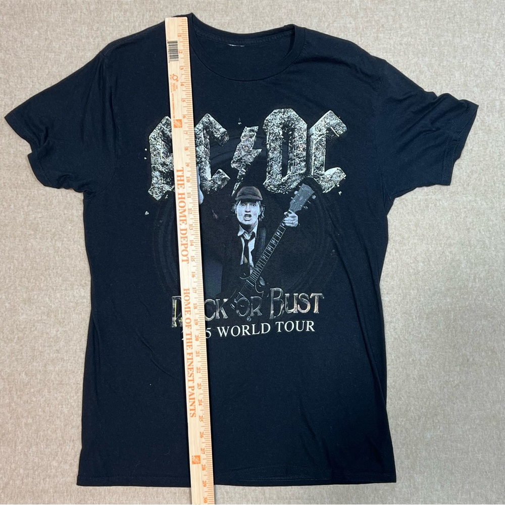 AC/DC Rock Or Bust 2015 World Tour black t shirt adult Sz.Lg (?) tag missing - Picture 4 of 4